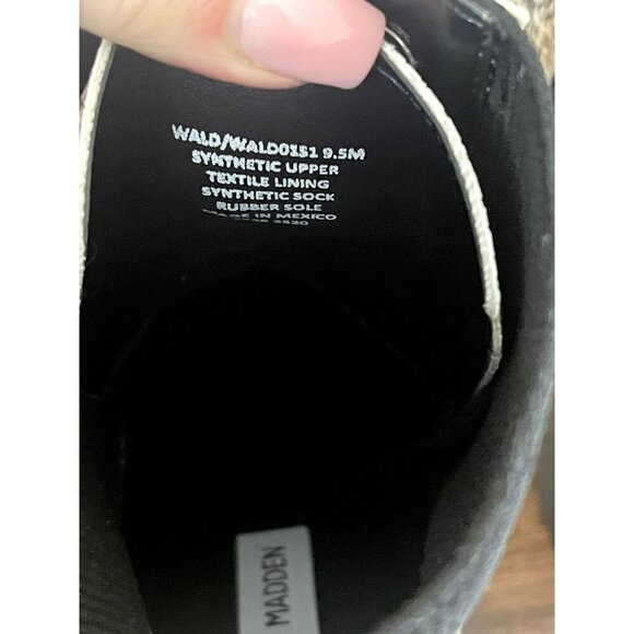 Steve Madden Latch Lace Up Snake Print Boots Chunky Block Heel Size Women's 9.5 - Picture 8 of 9